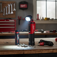 Linterna Pivotante Recargable Usb Milwaukee 2113-21 Rojo/negro