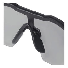Lentes De Seguridad Anti Rayadura Grises Milwaukee 48732105