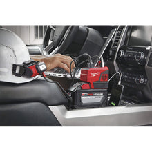 Fuente De Poder 175w M18 Top-off Milwaukee 284620 Color Rojo