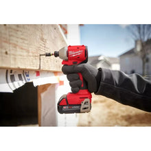 Atornillador Impacto Hexagonal 1/4  Milwaukee 3650-20 Rojo Rojo 50 Hz