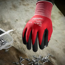 Guantes Anticorte Nivel 1 Baño Nitrilo Milwaukee 48228900 Rojo