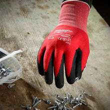 Guantes Anticorte Niv.1 Baño Nitrilo Milwaukee 48228901 Rojo